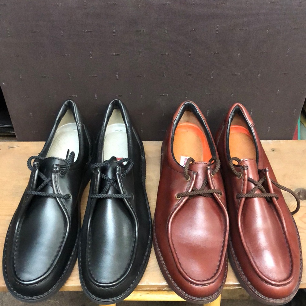 Rockport Men's Black and Brown Leather Wallabe shoes